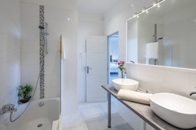 Luxury Villa Photo #33