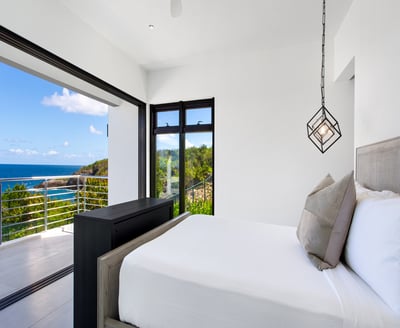 Luxury Villa Photo #32