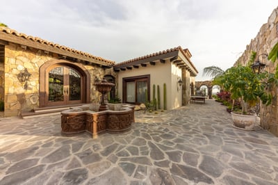 Luxury Villa Photo #66