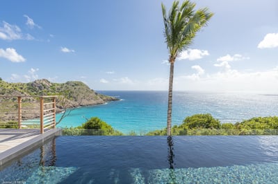 Luxury Villa Photo #5