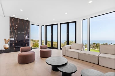 Luxury Villa Photo #45