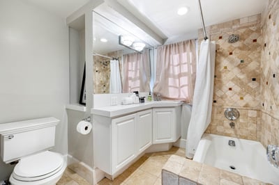 Luxury Villa Photo #11