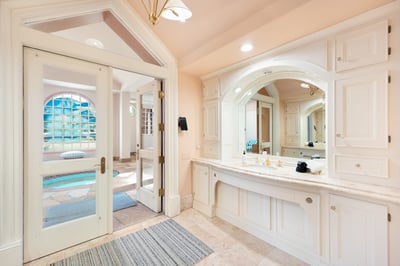 Luxury Villa Photo #47