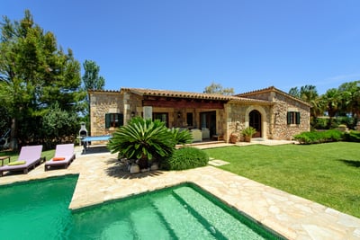 Luxury Villa Photo #4