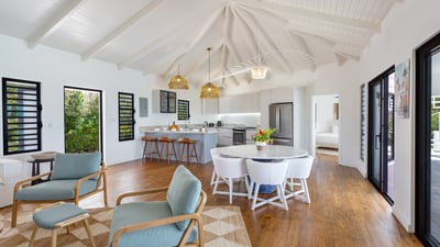 Luxury Villa Photo #9