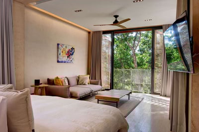 Luxury Villa Photo #25