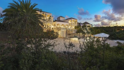 Luxury Villa Photo #53