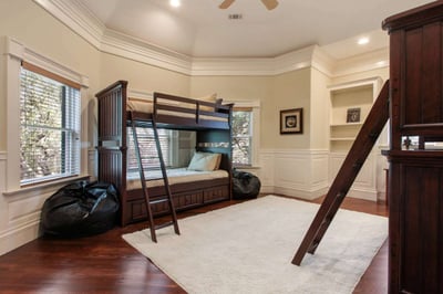 Luxury Villa Photo #25