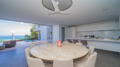Luxury Villa Photo #29