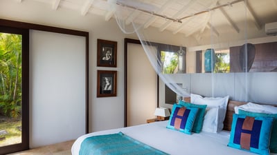 Luxury Villa Photo #41