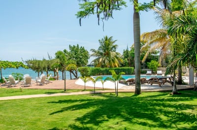Luxury Villa Photo #7