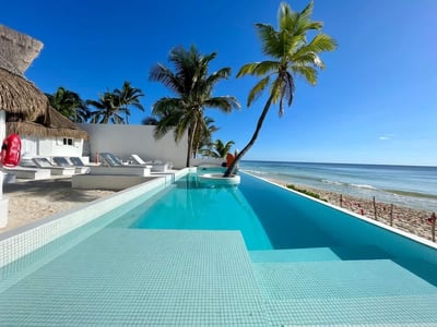Luxury Villa Photo #5