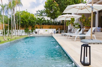 Villa Palmerie - Designer Villa with Lush Garden