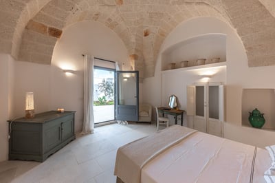 Luxury Villa Photo #19