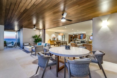 Luxury Villa Photo #10