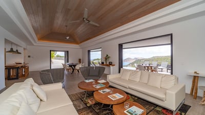 Luxury Villa Photo #20