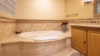 Luxury Villa Photo #46