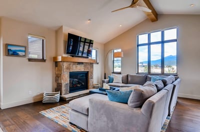 Great room with TV and views
