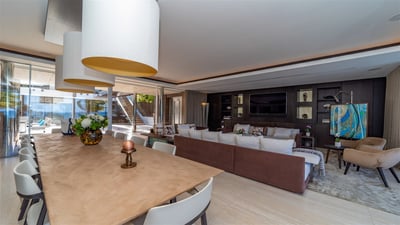 Kitchen & Dining Area: Fully equipped and air-conditioned kitchen. Electric oven, gas stove, microwa