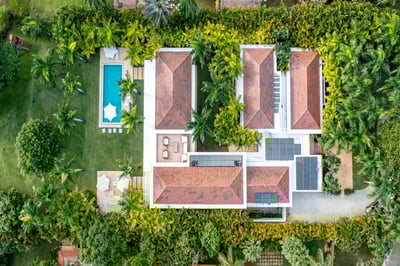 Luxury Villa Photo #2