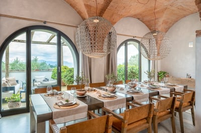 Luxury Villa Photo #15