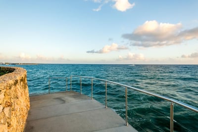 Luxury Villa Photo #4