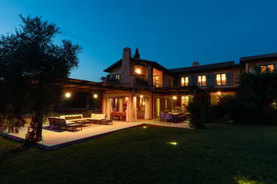 Luxury Villa Photo #41