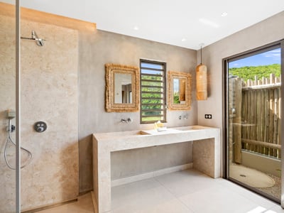 Luxury Villa Photo #56