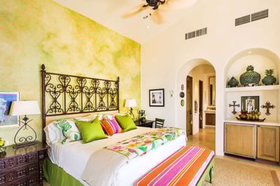 Luxury Villa Photo #9