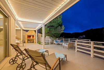 Luxury Villa Photo #8