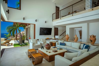 Luxury Villa Photo #21