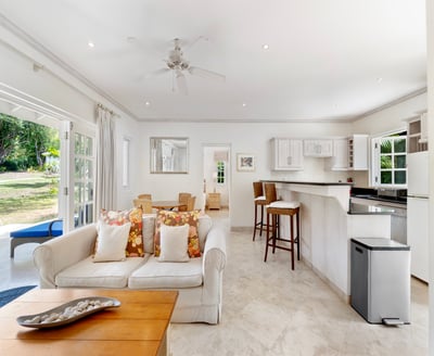 Luxury Villa Photo #13