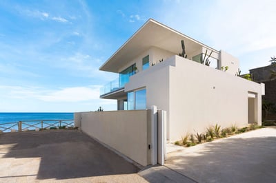 Luxury Villa Photo #16
