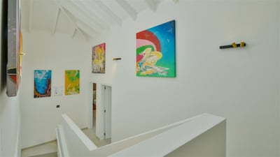 Luxury Villa Photo #44