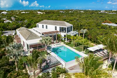 Luxury Villa Photo #3