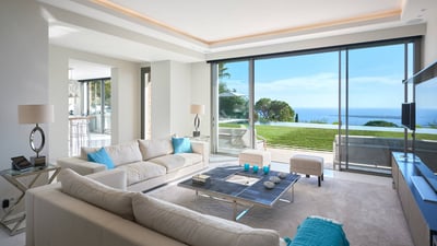 Luxury Villa Photo #11