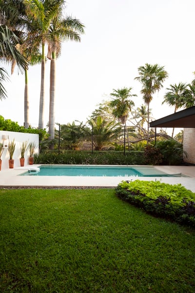 Luxury Villa Photo #4