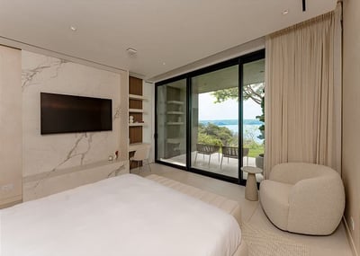 Luxury Villa Photo #24