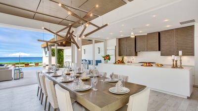 Luxury Villa Photo #4