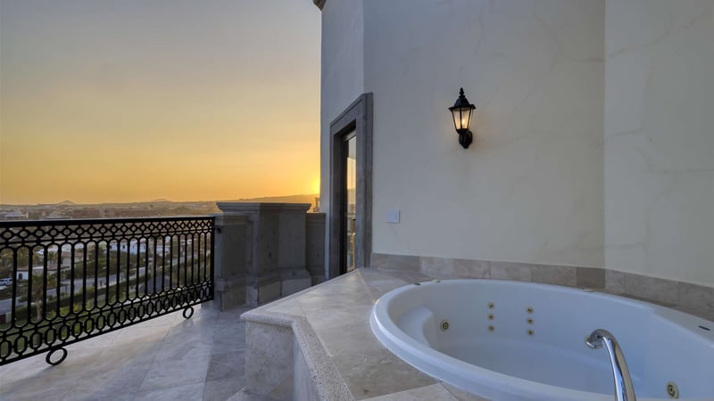 Puerta del Sol Condo C503