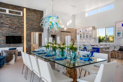 Luxury Villa Photo #17