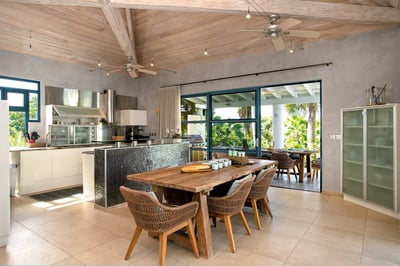 Luxury Villa Photo #15