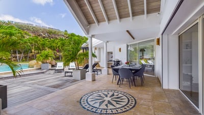 Luxury Villa Photo #28