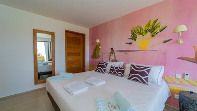 Luxury Villa Photo #60