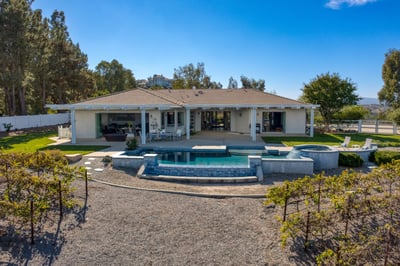 Luxury Villa Photo #2