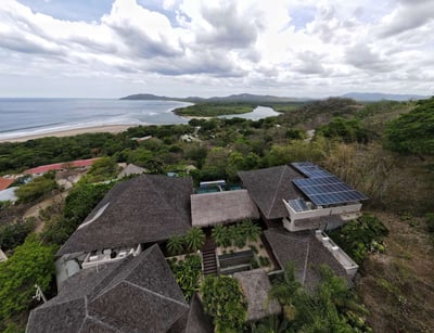 Luxury Villa Photo #26