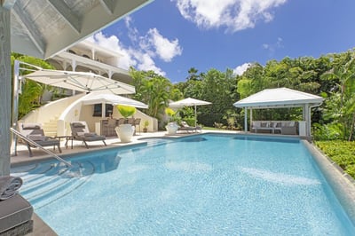 Luxury Villa Photo #6
