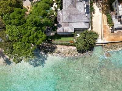 Luxury Villa Photo #3