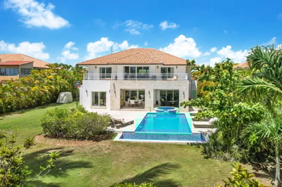 Cocotal Golf & Country Club,Pura Elegancia