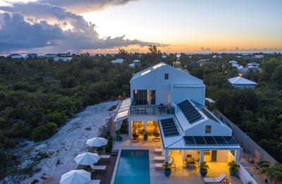 Luxury Villa Photo #2